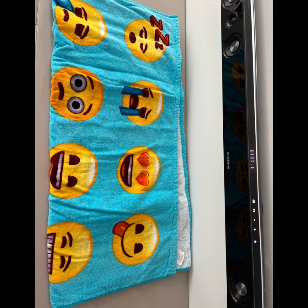 ⭐️🌴Emoji Towel